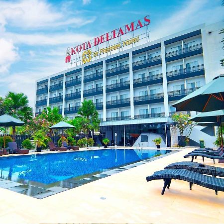 Le Premier Hotel Deltamas Cikarang Eksteriør bilde